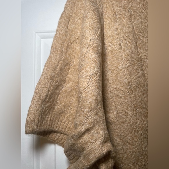 1.state Womans Twofer Cable Knit Sweater XL Tan Cropped Soft Collared NWT - Picture 3 of 7